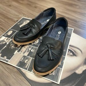 Dr. Scholls Black Tassel Loafers